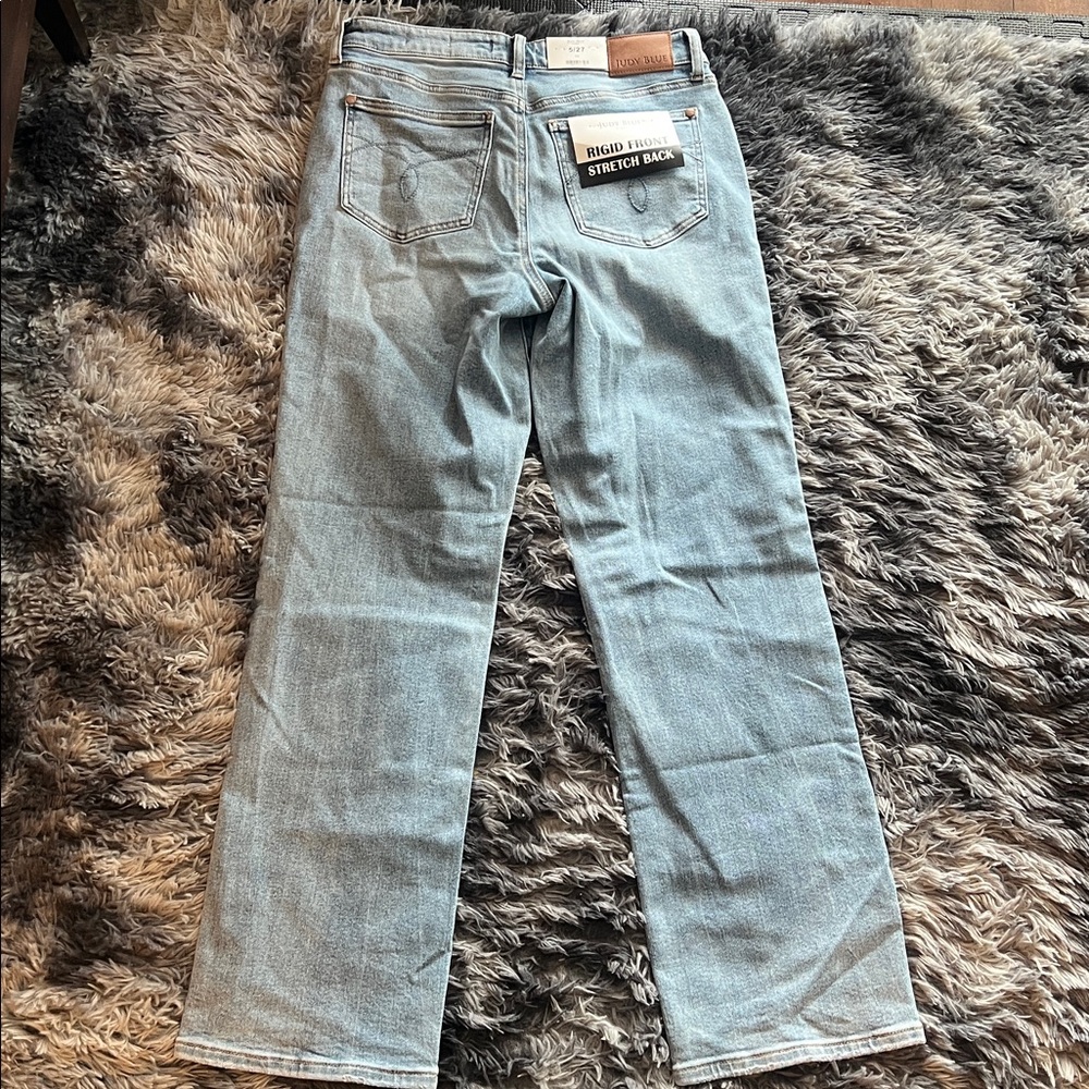 Judy Blue Straight Leg Jeans - Picture 9 of 11